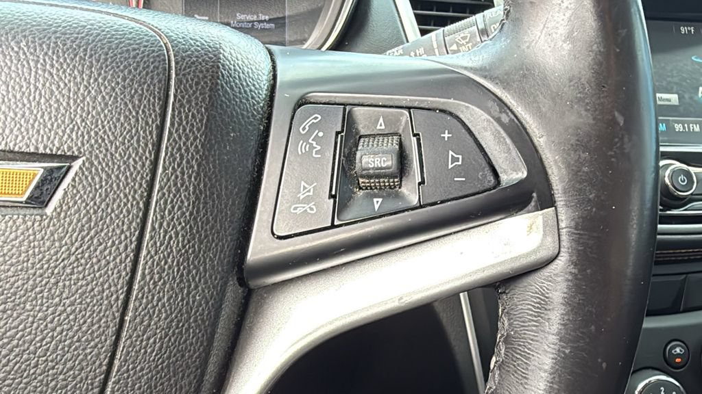 Used 2017 Chevrolet Trax LT w/ LT Convenience Package FWD image 30