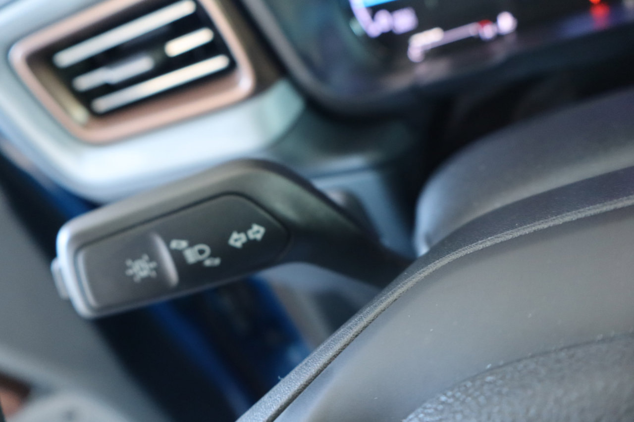 Used 2022 Ford Maverick Lariat w/ Lariat Luxury Package image 24