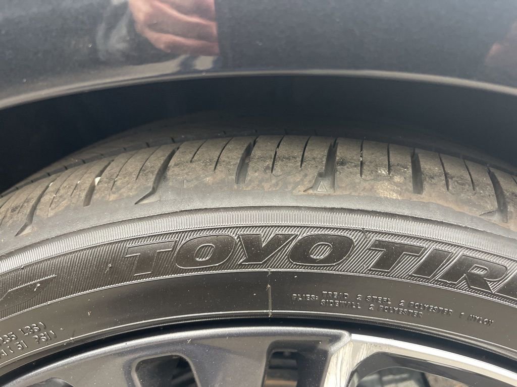 Used 2024 Toyota Prius XLE image 28