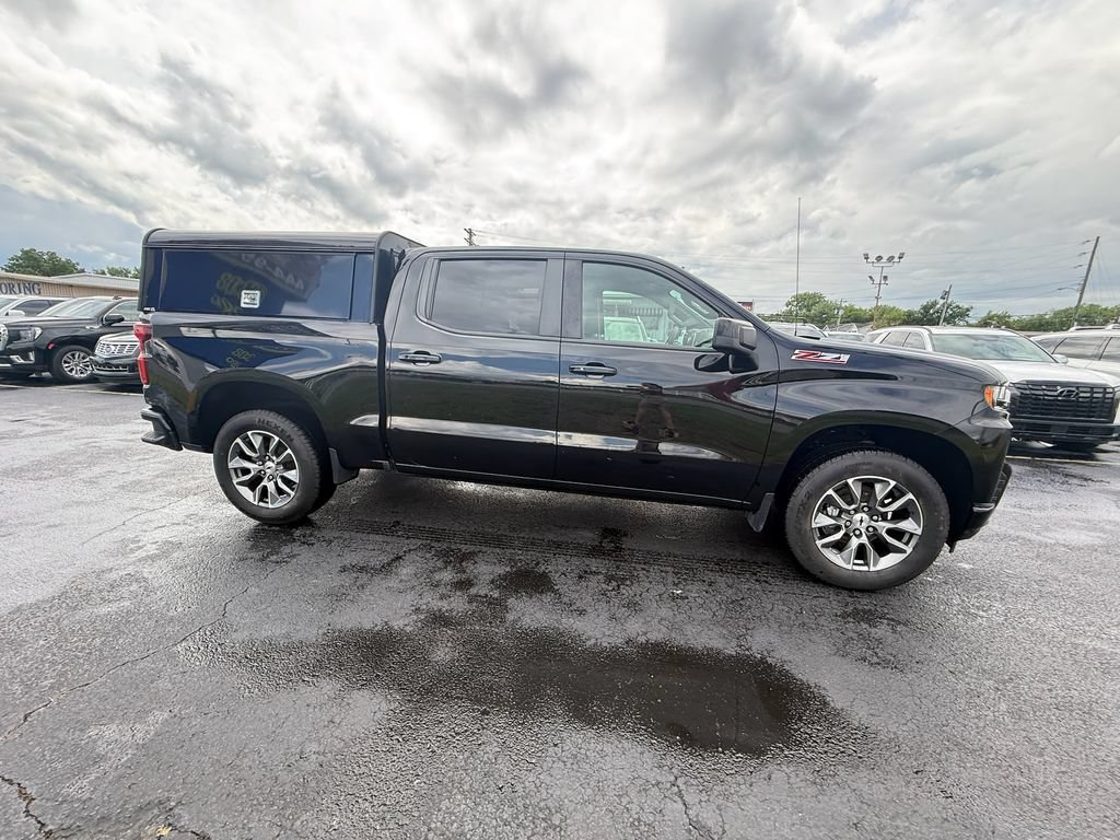 Used 2022 Chevrolet Silverado 1500 RST AWD/4WD image 2