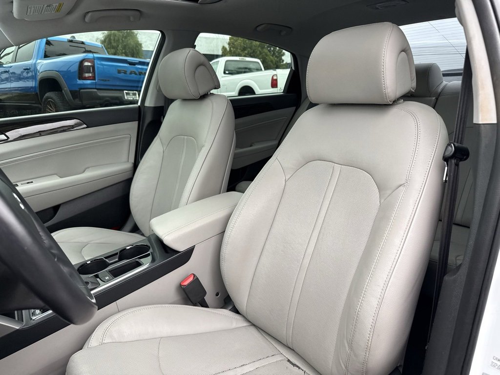 Used 2017 Hyundai Sonata Limited w/ Cargo Package image 12