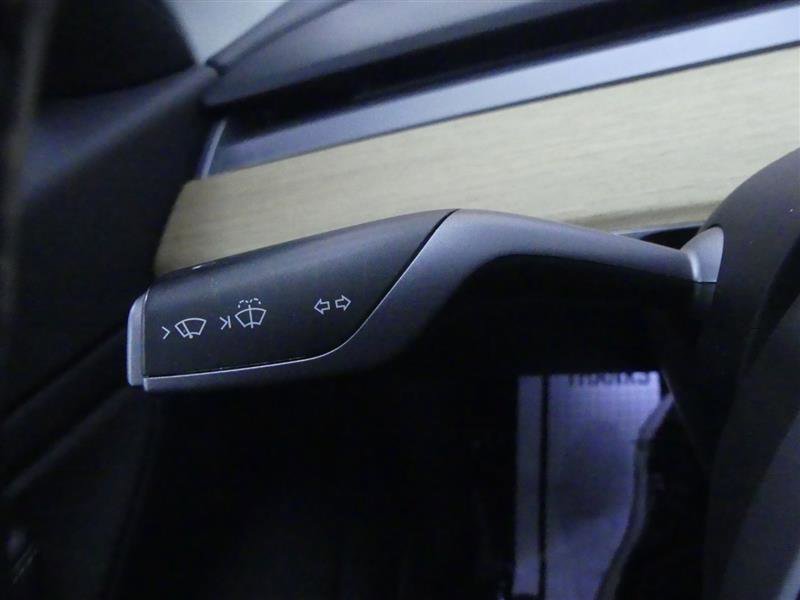 Used 2018 Tesla Model 3 Performance AWD/4WD image 17