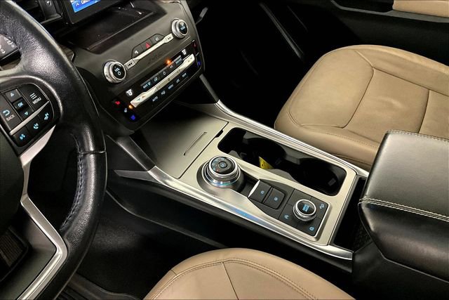 Used 2020 Ford Explorer Limited image 17
