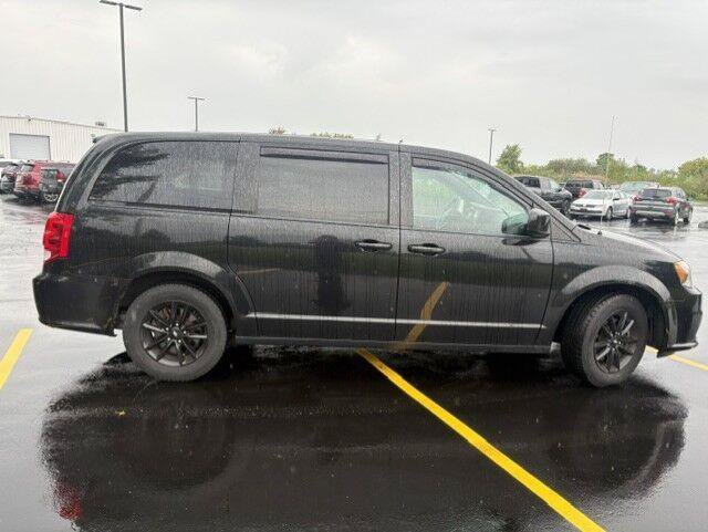 Used 2019 Dodge Grand Caravan SXT FWD image 17