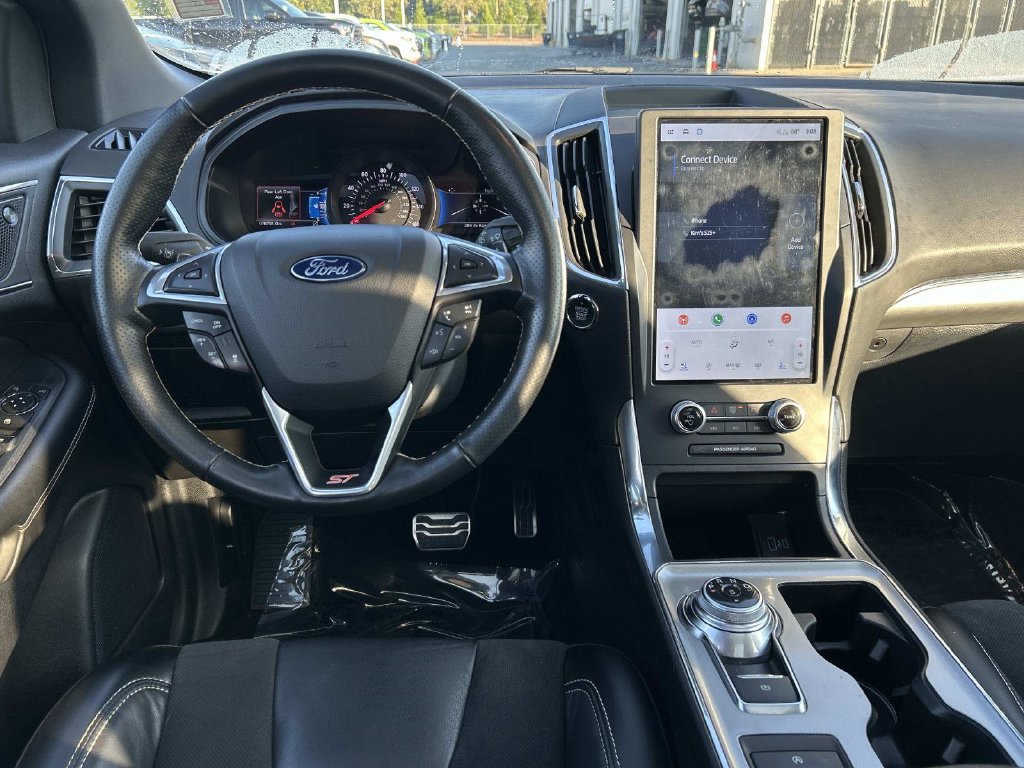 Used 2022 Ford Edge ST w/ Equipment Group 401A AWD/4WD image 17
