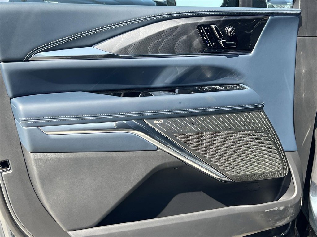 New 2026 Cadillac Escalade IQL Sport 2 image 10