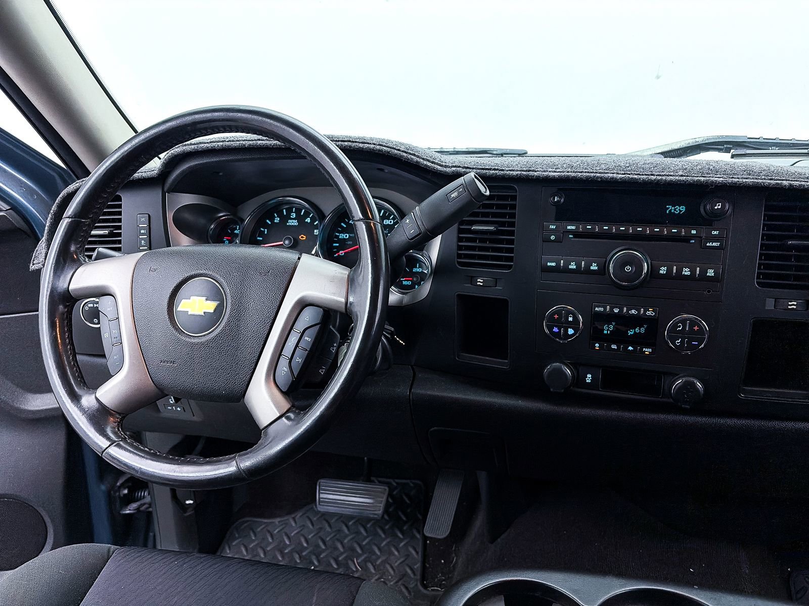 Used 2013 Chevrolet Silverado 1500 LT w/ All-Star Edition image 2