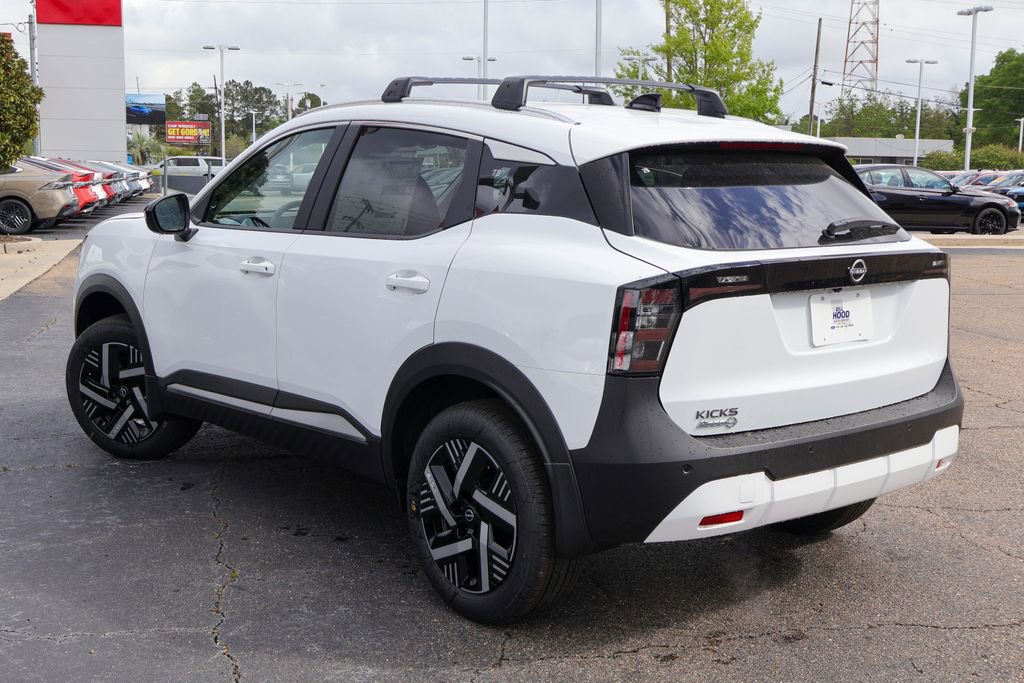 New 2026 Nissan Kicks SV image 2