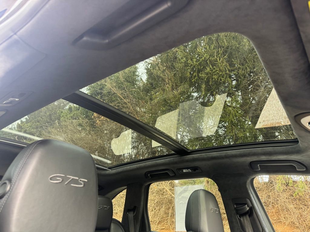 Used 2018 Porsche Cayenne GTS w/ Premium Package Plus image 13