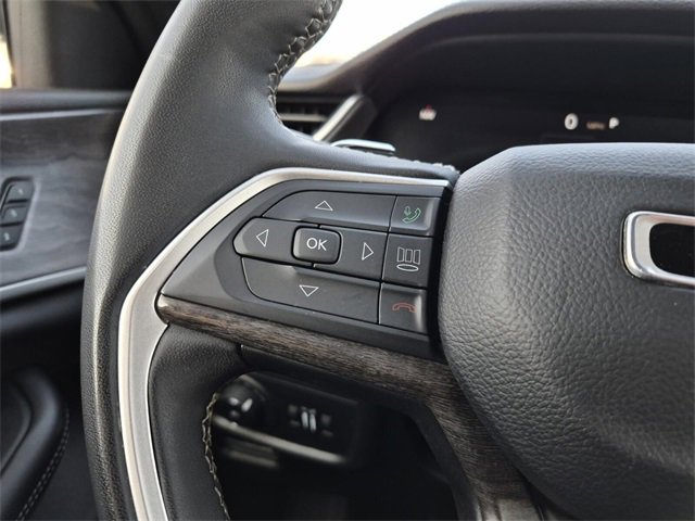 Used 2024 Jeep Grand Cherokee Limited image 30