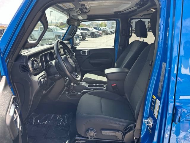 Used 2021 Jeep Gladiator Sport AWD/4WD image 16