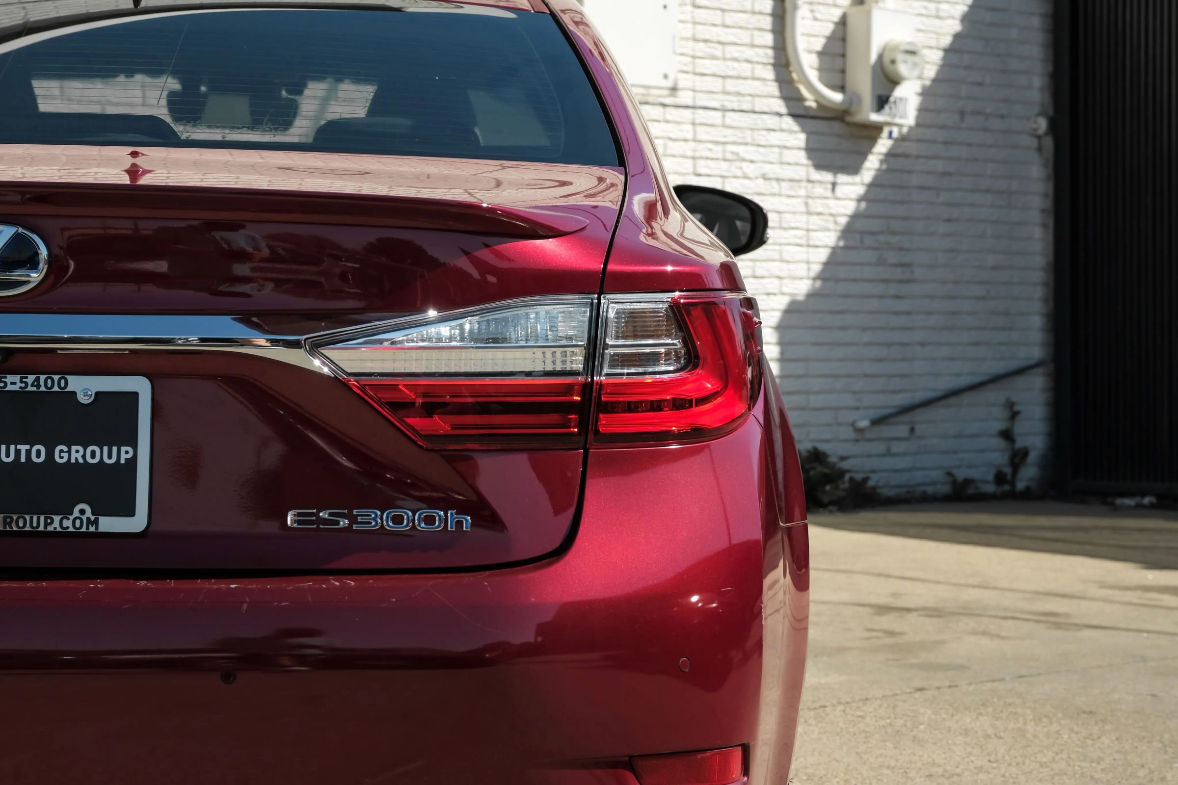 Used 2018 Lexus ES 300h w/ Luxury Package image 39