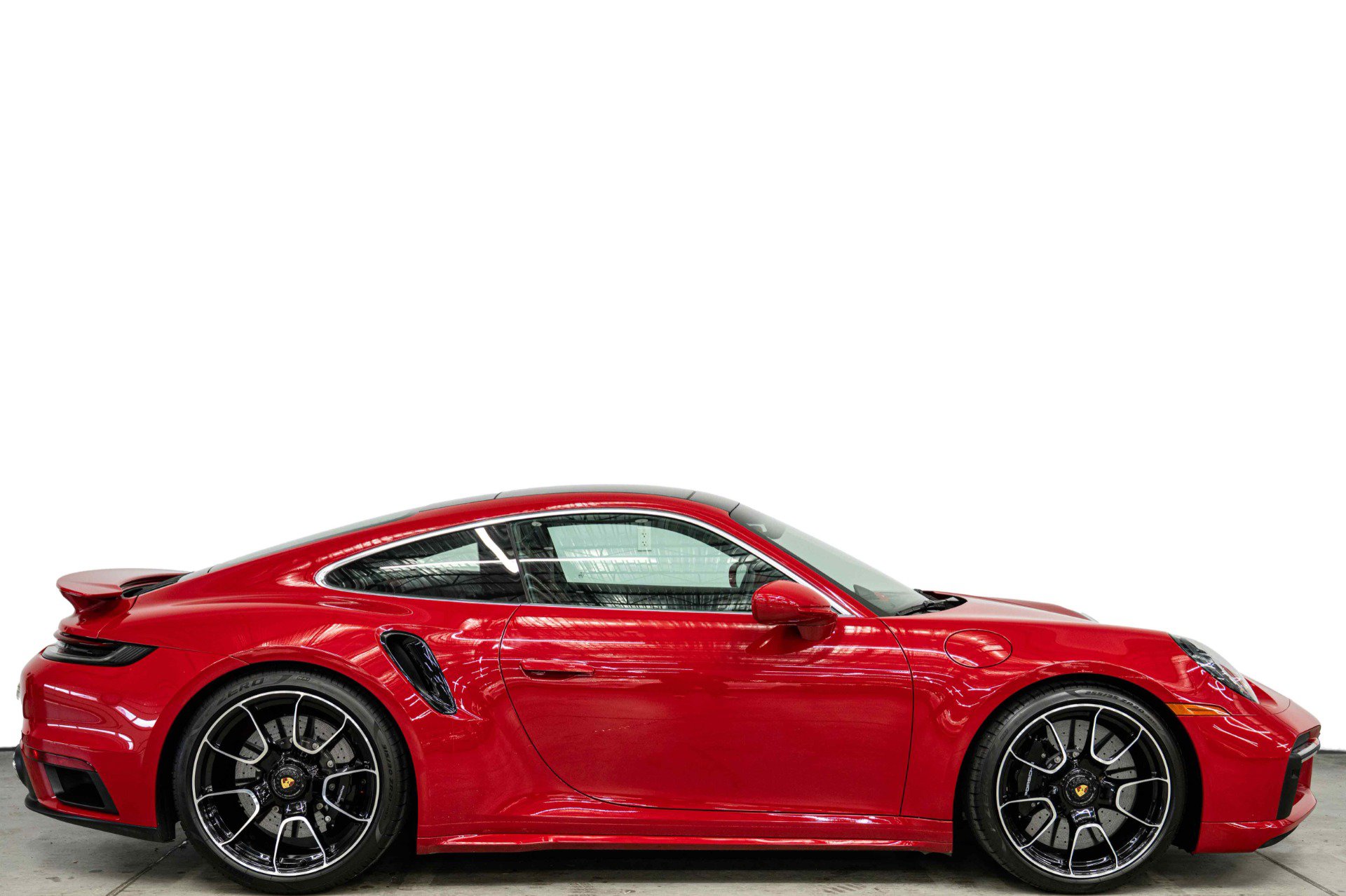 Used 2022 Porsche 911 Turbo S AWD/4WD image 2