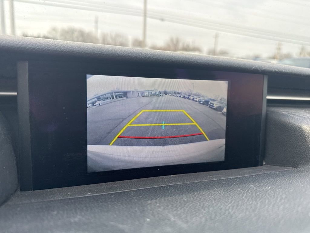 Used 2016 Lexus IS 300 AWD w/ Premium Package image 15