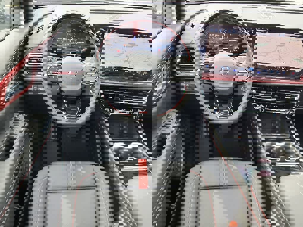 New 2026 Chevrolet Traverse RS w/ LPO, Floor Liner Package image 10