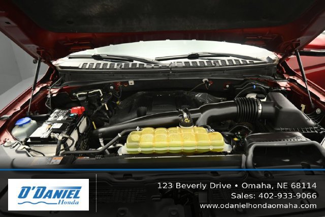 Used 2019 Ford Expedition XLT w/ Equipment Group 202A AWD/4WD image 46