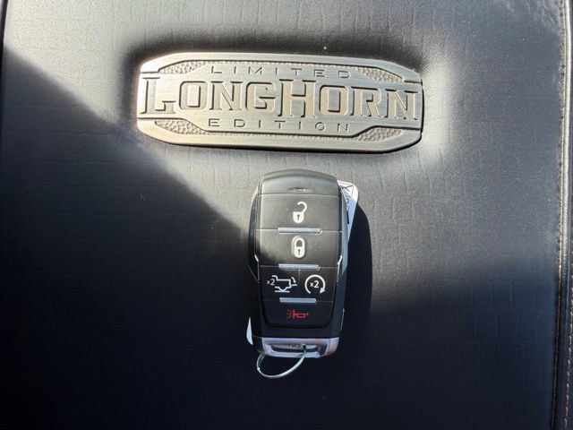 Used 2024 RAM 1500 Limited AWD/4WD image 23