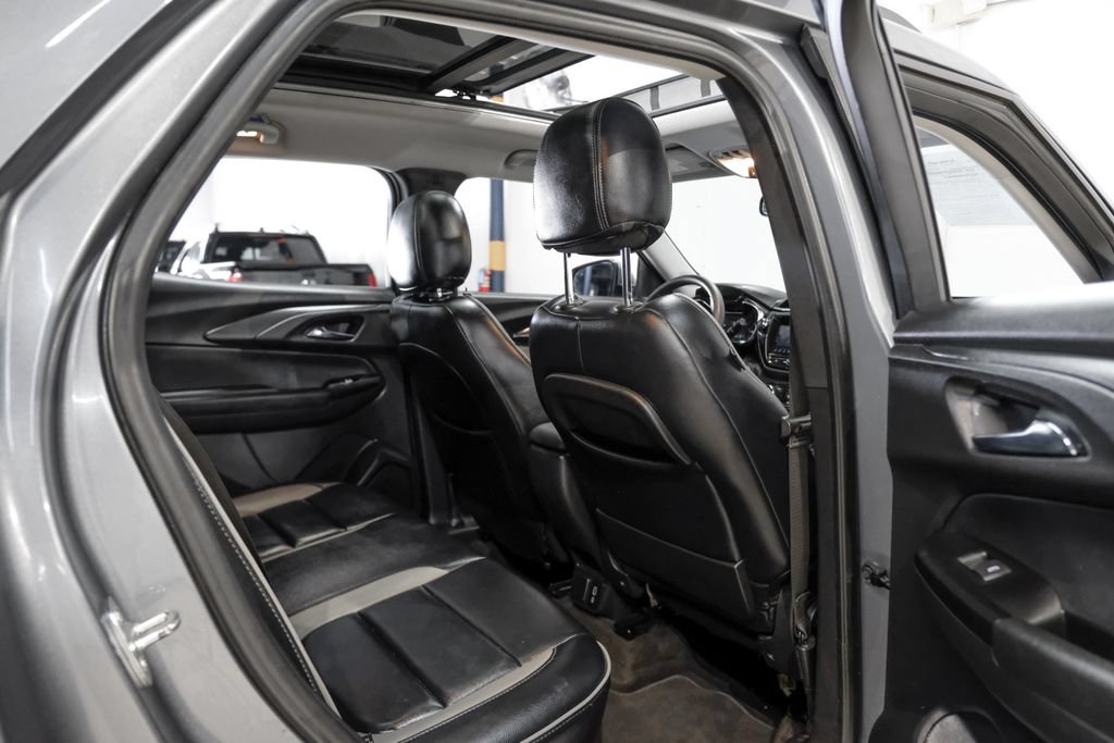 Used 2021 Chevrolet TrailBlazer LT w/ Sun and Liftgate Package FWD image 36