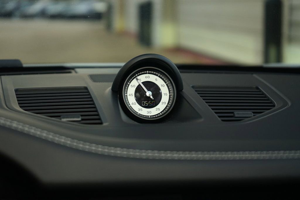 Used 2024 Porsche 911 Carrera GTS image 31