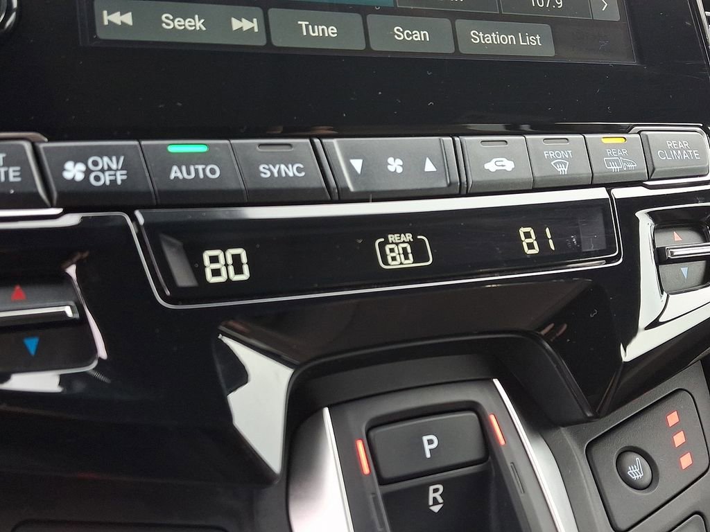 Used 2023 Honda Odyssey EX image 16