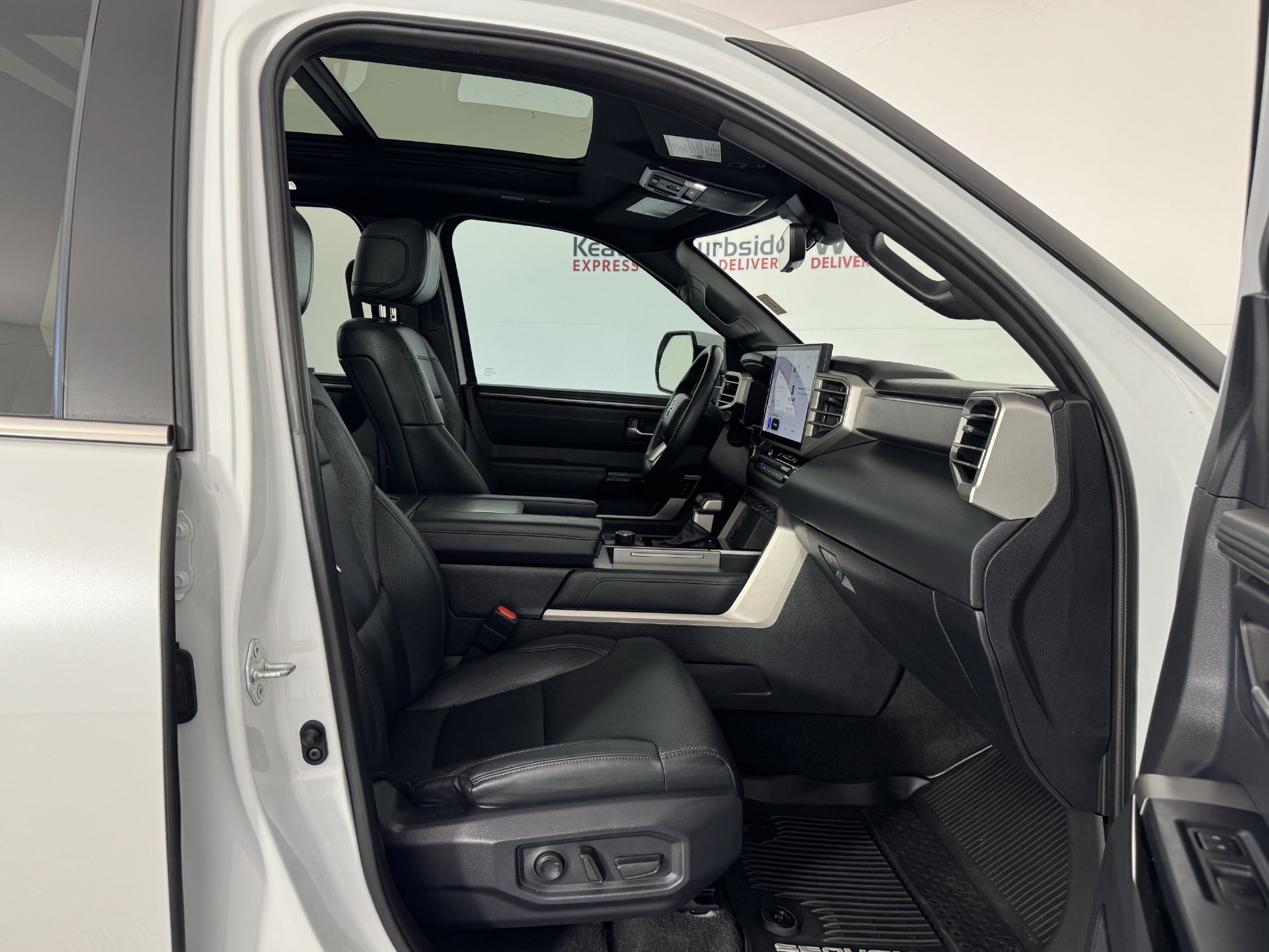 Certified 2025 Toyota Sequoia Limited AWD/4WD image 22