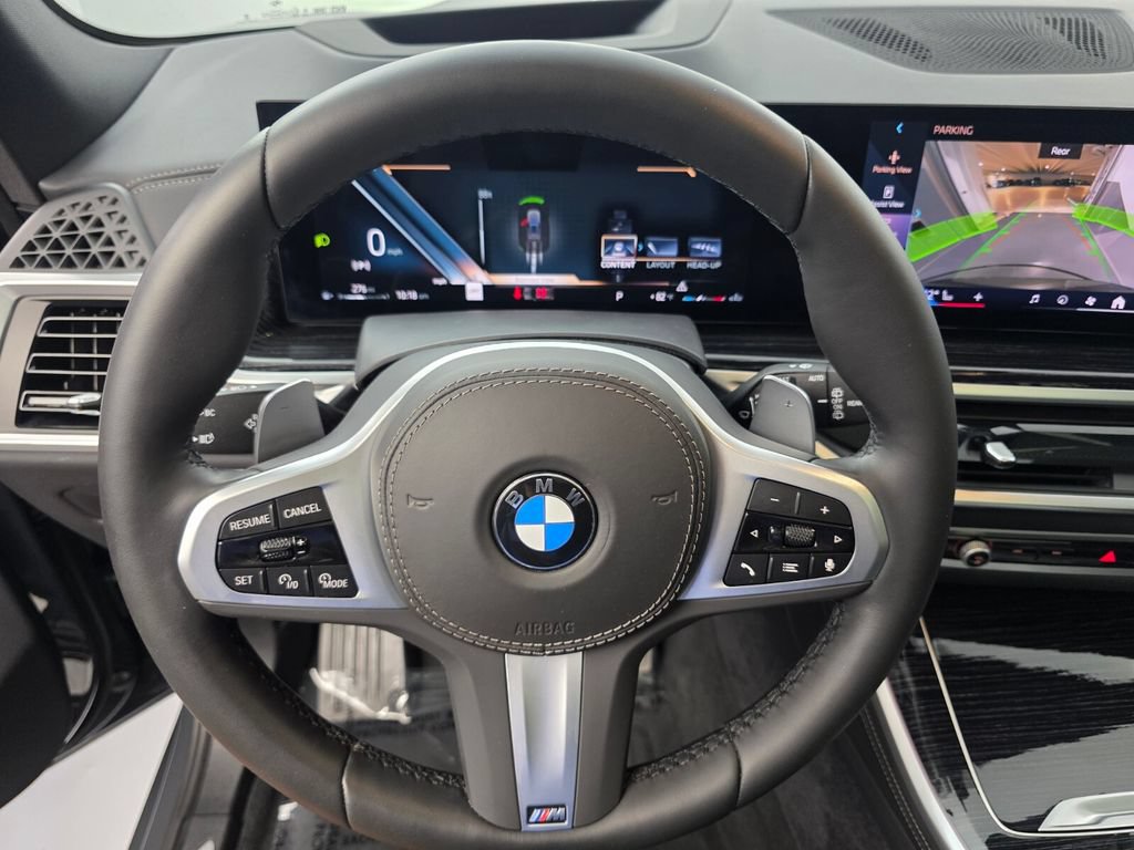 Certified 2025 BMW X5 sDrive40i w/ Executive Package RWD image 18