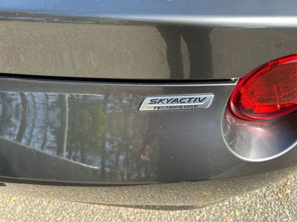 Used 2019 MAZDA MX-5 Miata RF Grand Touring image 10