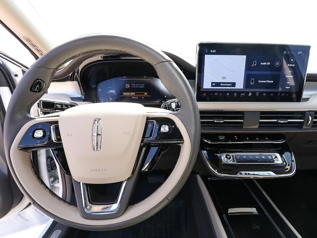 Used 2024 Lincoln Corsair AWD w/ Equipment Group 101A image 12