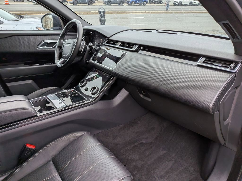 Used 2020 Land Rover Range Rover Velar R-Dynamic S AWD/4WD image 29