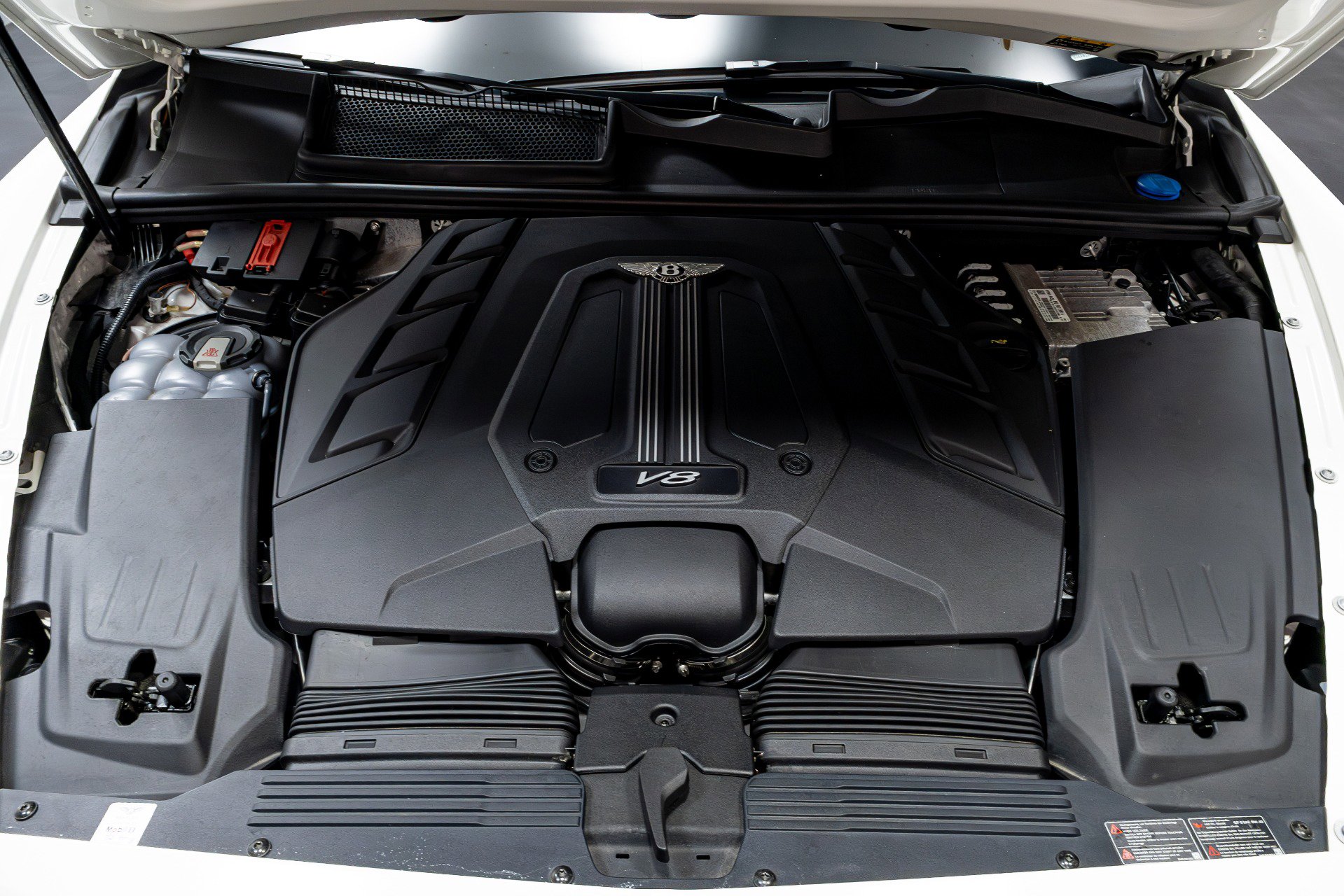 Used 2020 Bentley Bentayga image 49