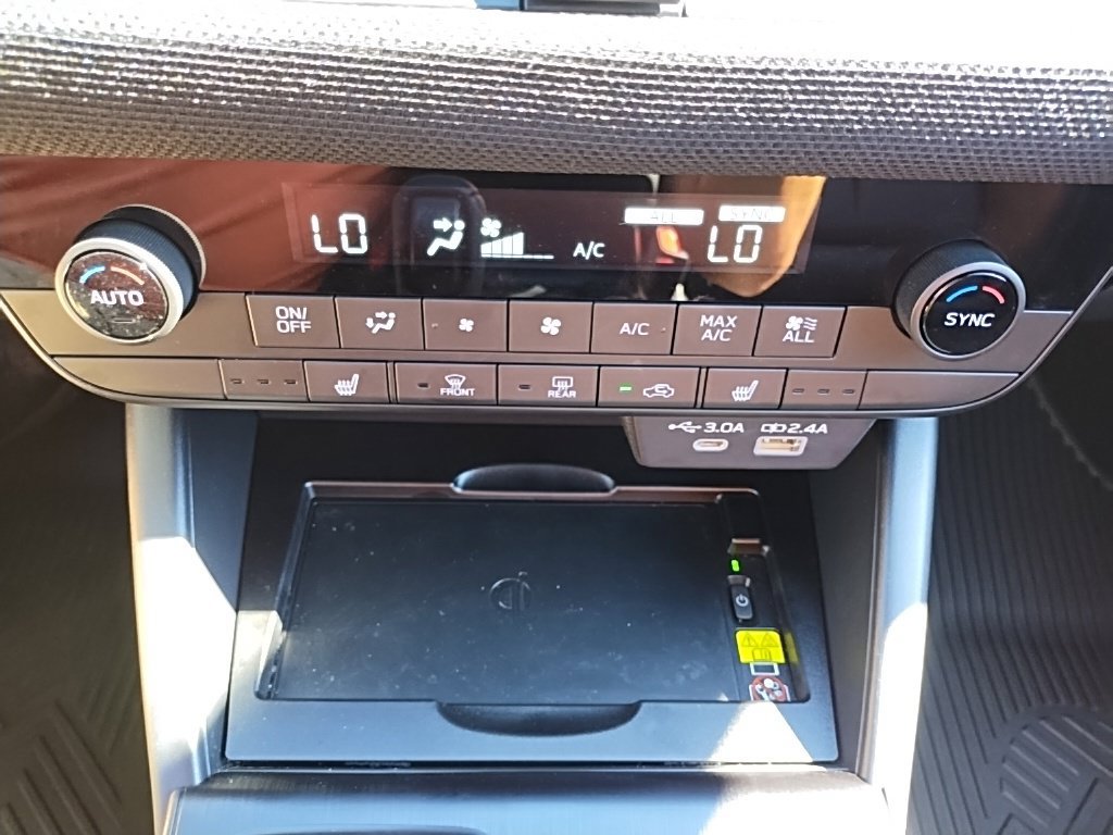 Used 2026 Subaru Outback Limited AWD/4WD image 21