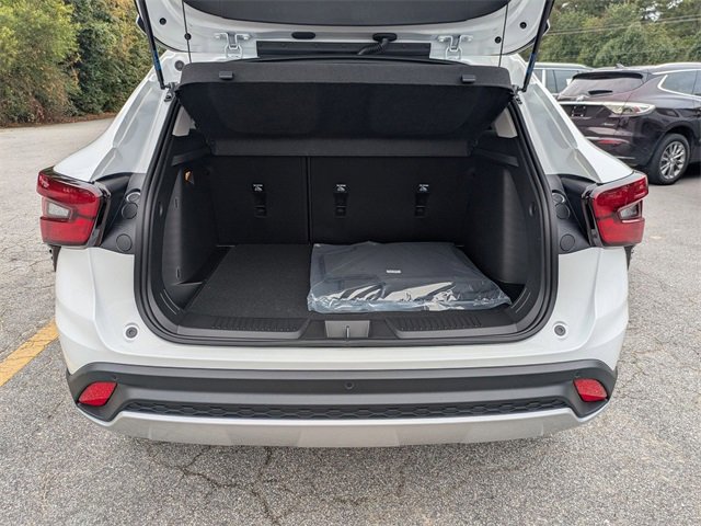 New 2026 Chevrolet Trax LT w/ Sunroof Package image 27