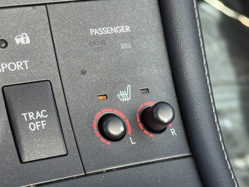 Used 2016 Lexus CT 200h w/ Navigation Package image 20