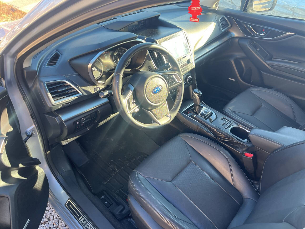 Used 2017 Subaru Impreza 2.0i Limited AWD/4WD image 6