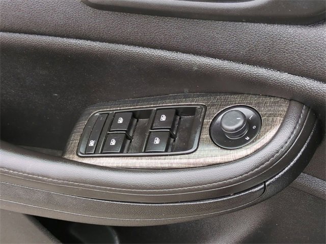 Used 2016 Chevrolet Malibu LTZ image 16