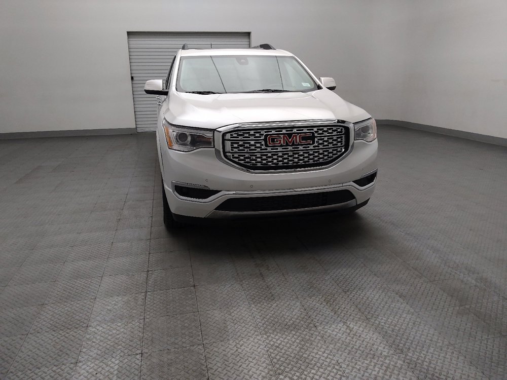 Used 2019 GMC Acadia Denali w/ Technology Package AWD/4WD image 14