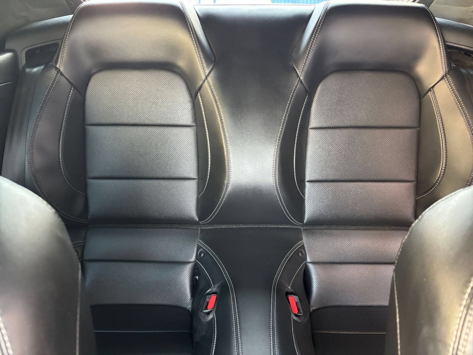 Used 2022 Ford Mustang GT Premium w/ GT Performance Package RWD image 38