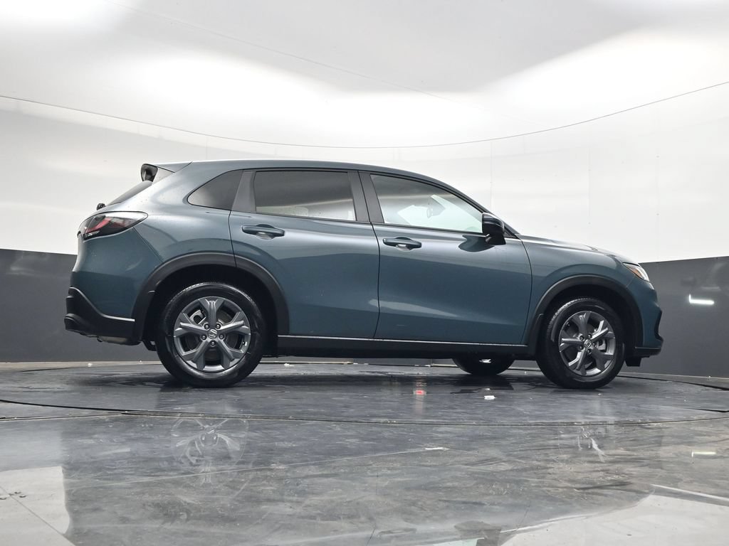 Certified 2026 Honda HR-V LX image 39