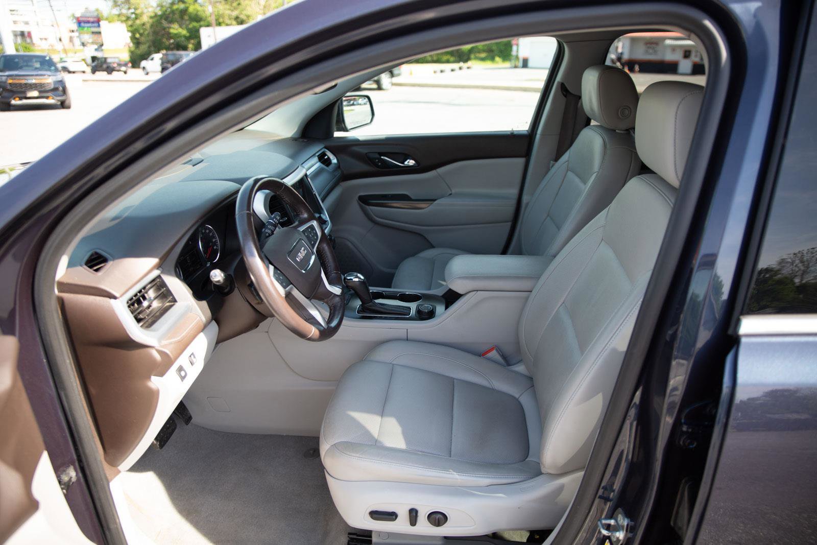 Used 2018 GMC Acadia SLT AWD/4WD image 22