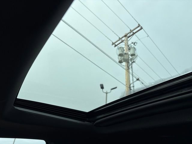 Used 2025 Chevrolet Silverado 3500 High Country w/ Technology Package image 17