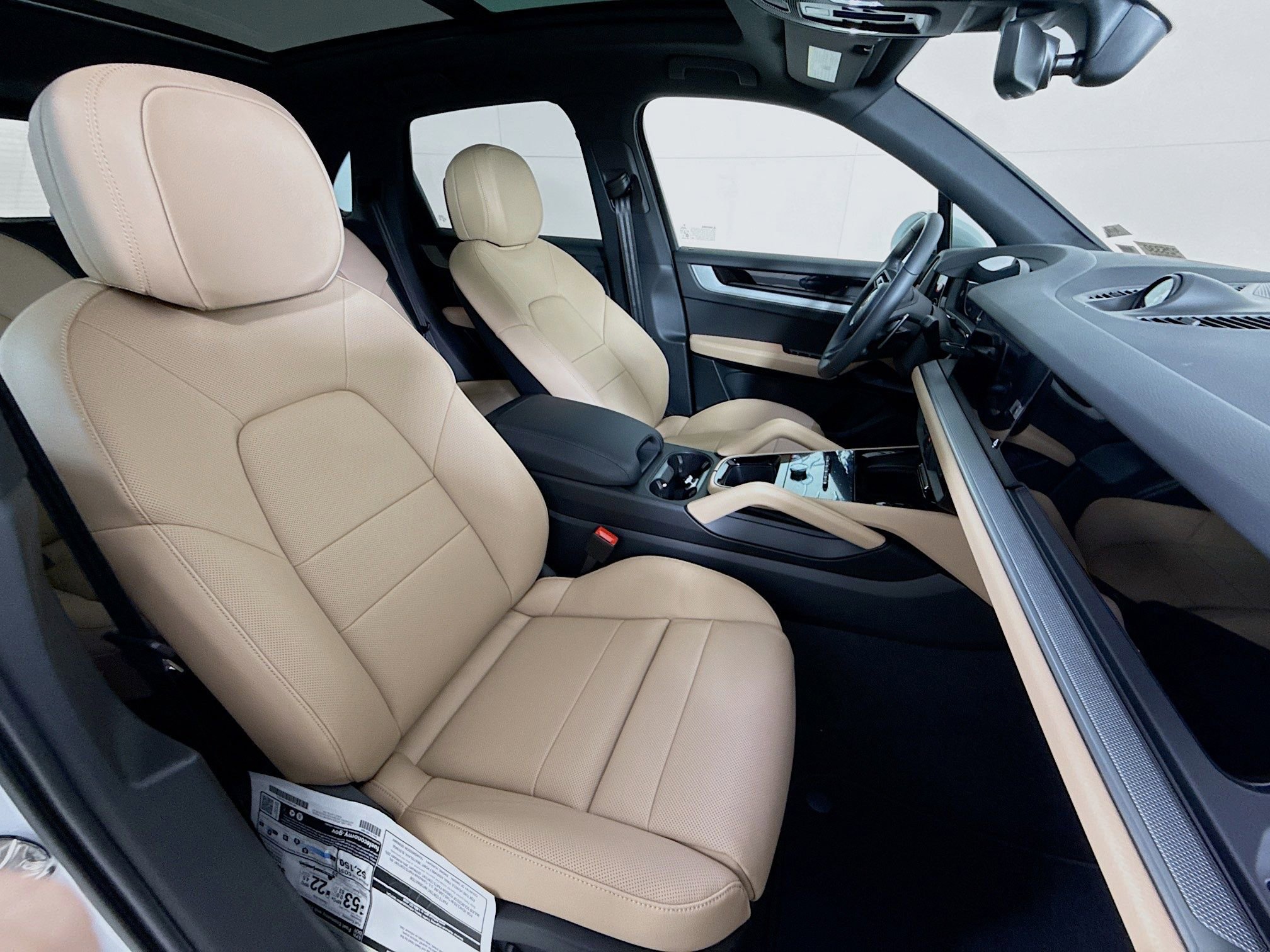 Certified 2026 Porsche Cayenne E-Hybrid image 22