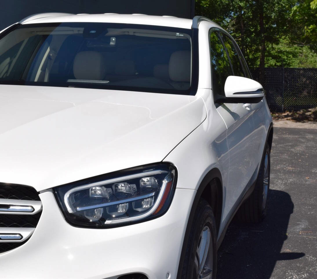 Used 2021 Mercedes-Benz GLC 300 image 4