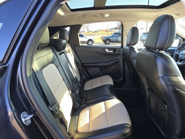 Certified 2021 Ford Escape Titanium w/ Titanium Elite Package image 17