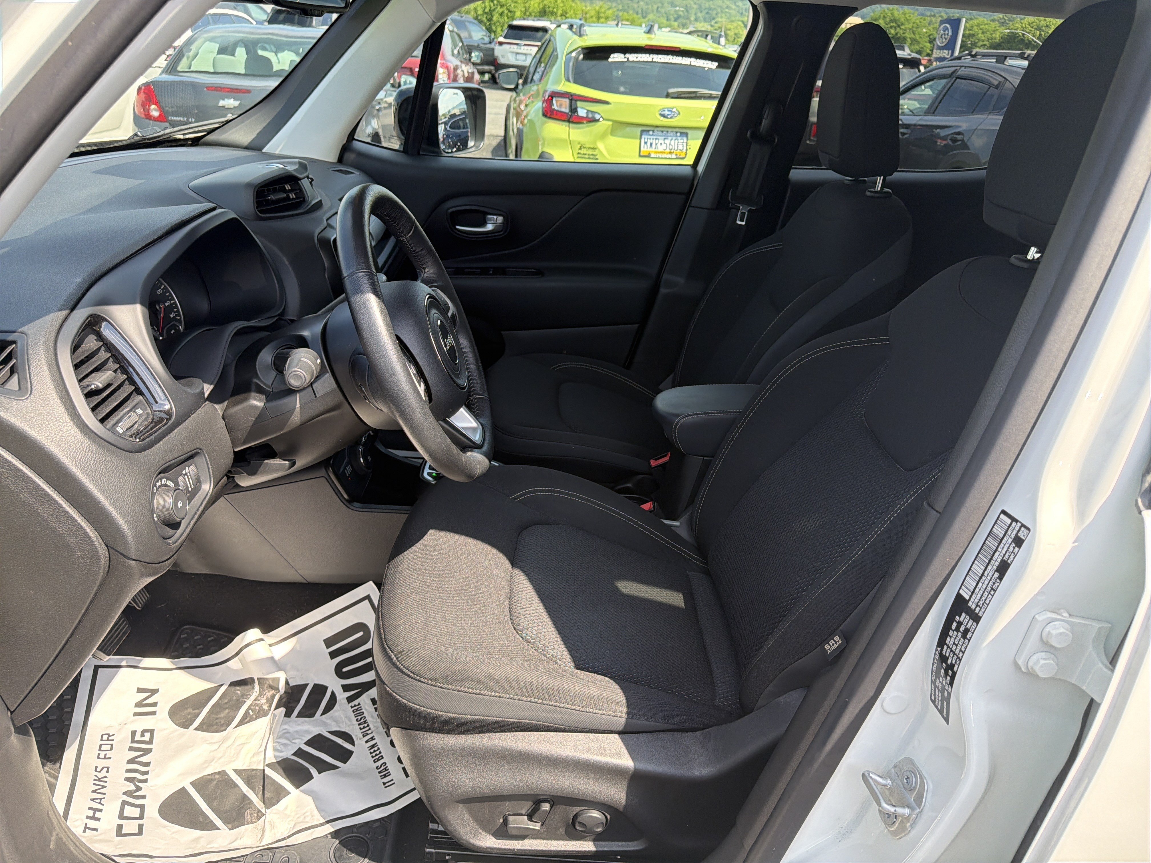 Used 2023 Jeep Renegade Altitude w/ Convenience Group I AWD/4WD image 12