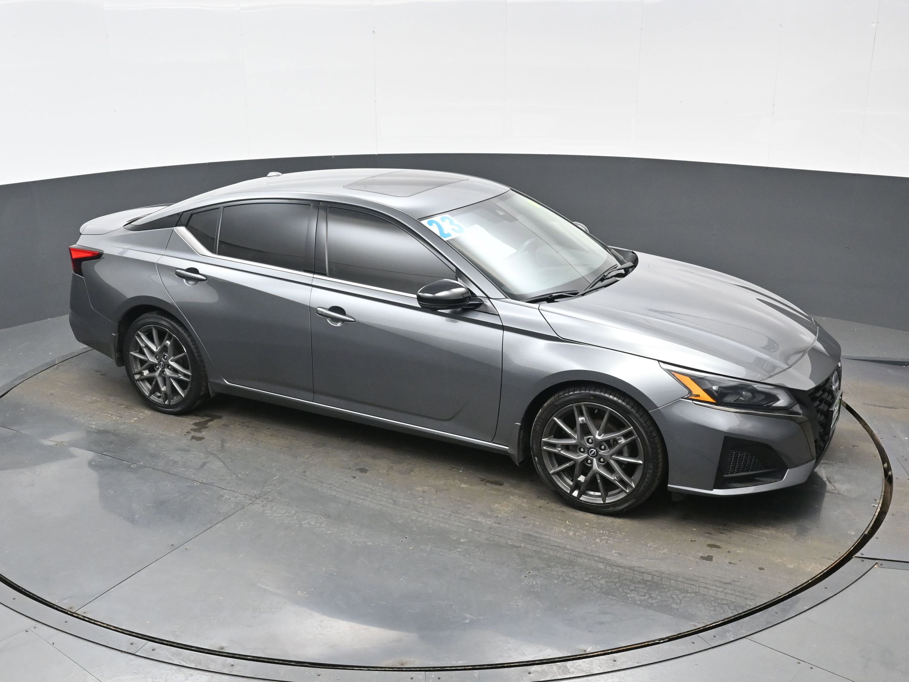 Used 2023 Nissan Altima 2.0 SR image 39