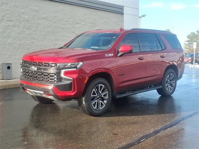 Used 2023 Chevrolet Tahoe Z71 w/ Luxury Package image 3