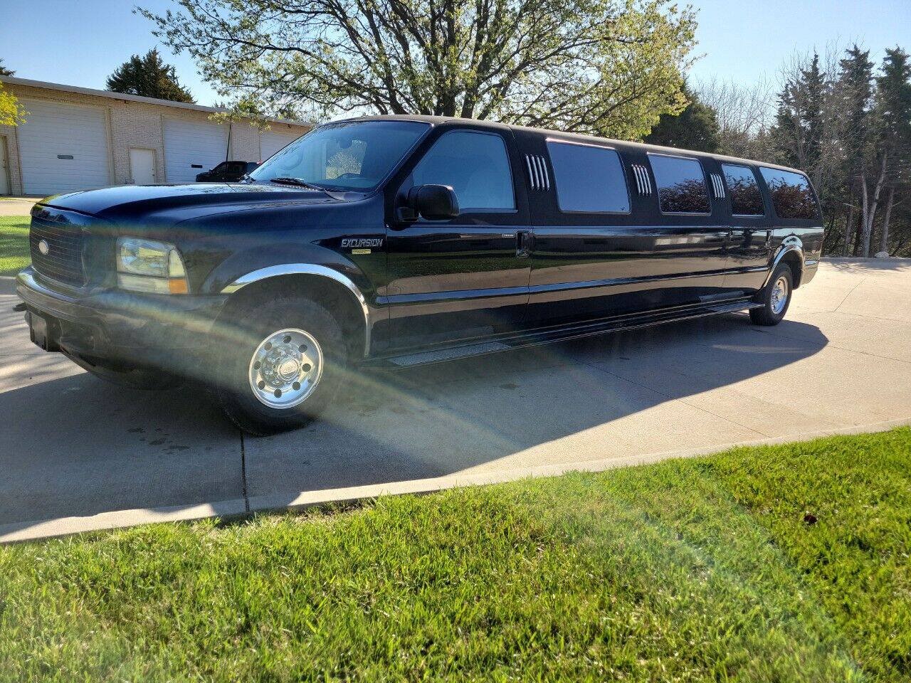 Used 2002 Ford Excursion XLT RWD image 22