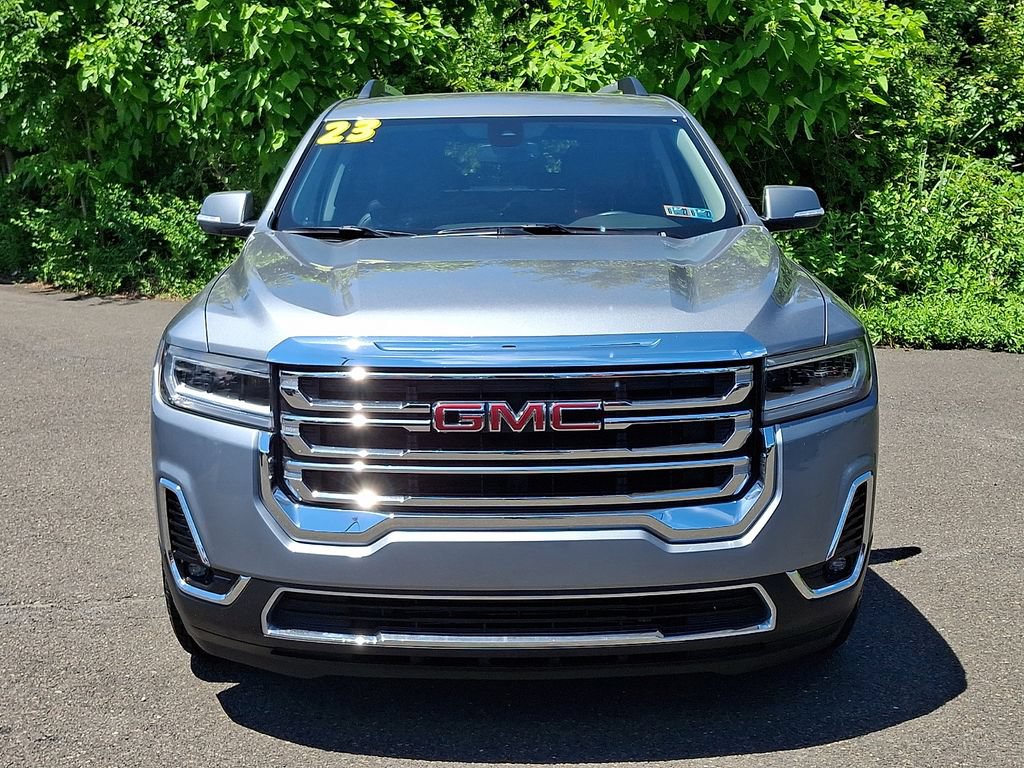 Certified 2023 GMC Acadia SLT AWD/4WD image 2