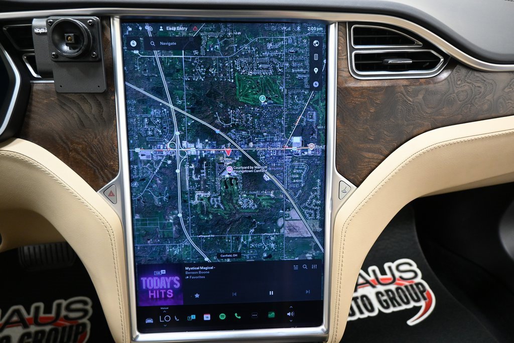 Used 2017 Tesla Model S 90D image 12