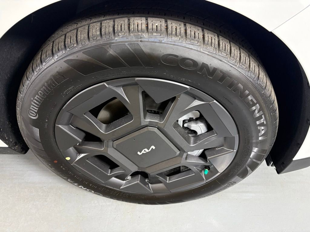 New 2026 Kia Carnival SX image 10